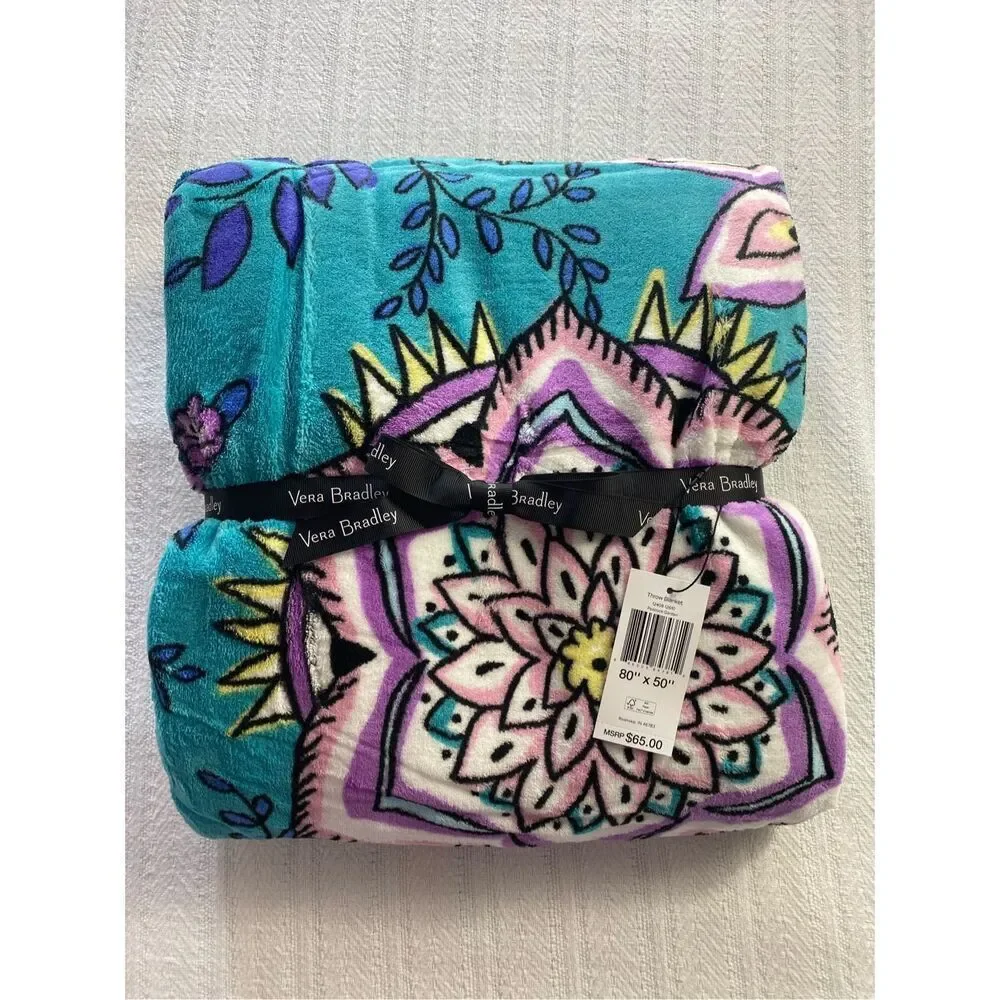 Vera Bradley Throw Blanket in Fleece - PEACOCK PARTY